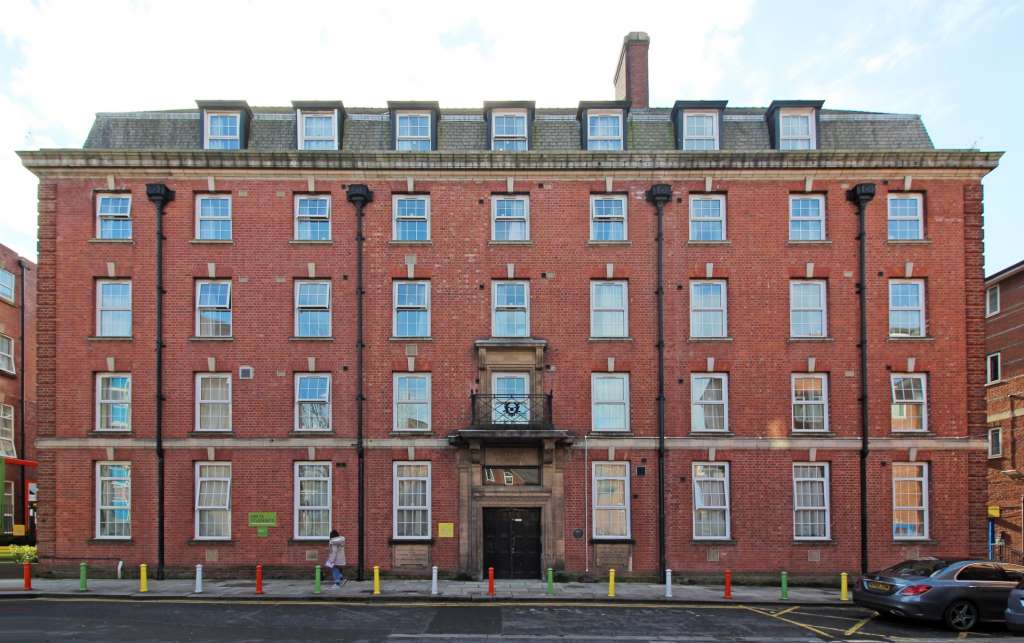 Oxford Street Maternity Hospital, John Lennon's birthplace (Credit: Phil Nash)