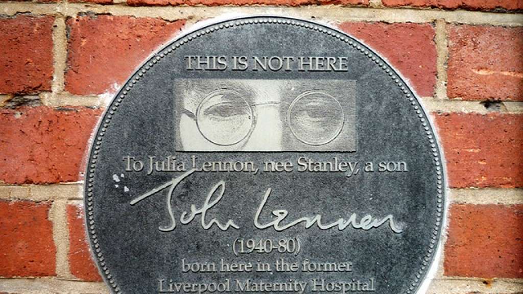 John Lennon birthplace plaque (Credit: Tony Mo55, Creative Commons)