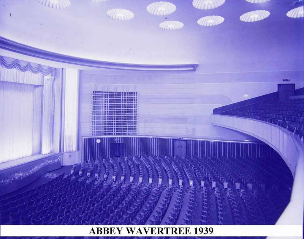 The Abbey's super cinema auditorium in 1939, complete with fluted dome ceilings (CTA)