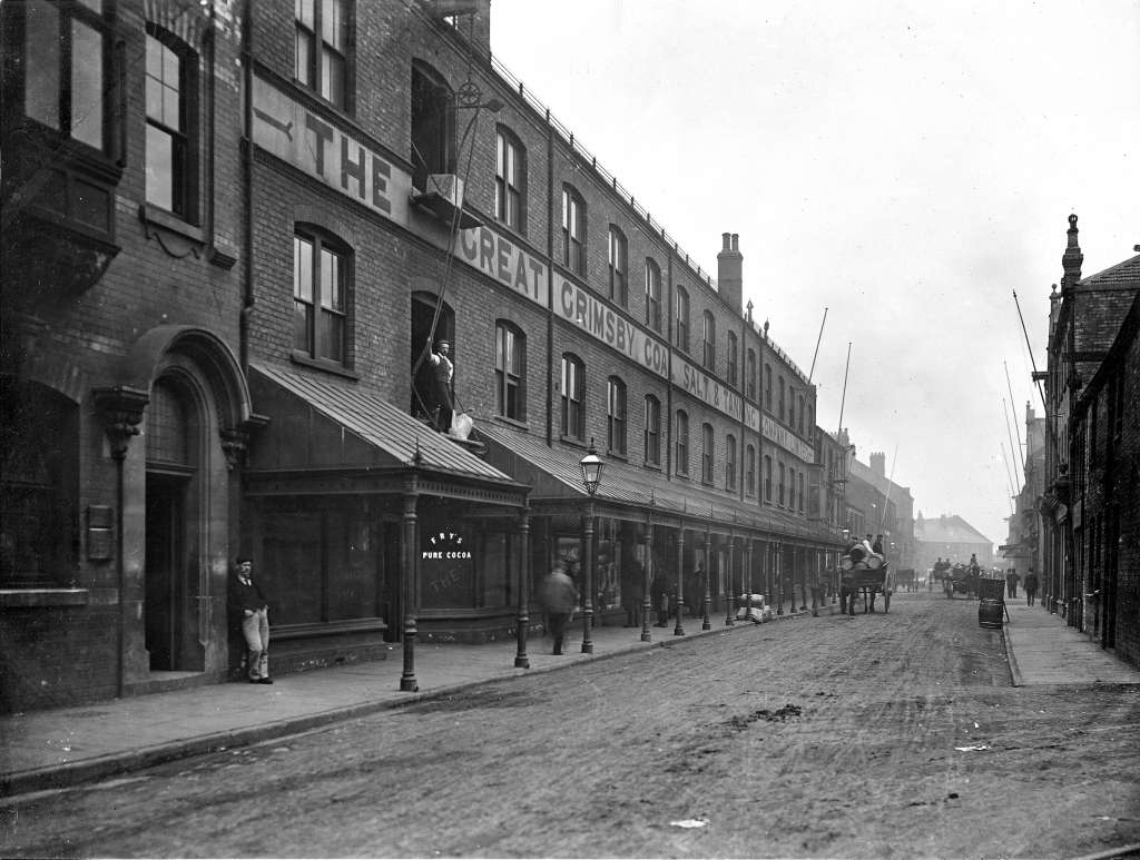Fish Dock Road, Grimsby Archive picture (NELINCS library service)