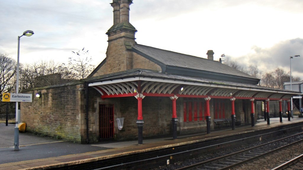 Earlestown Station, Newton-le-Willows, St Helen's, Merseyside.  El Pollock CC BY-SA 2.0