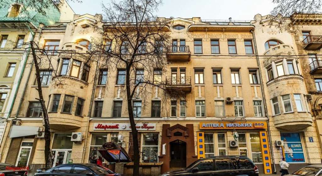 2021: Maslovsky apartments by architect Moisey Meletinsky Kharkiv, 8 Svobody Street