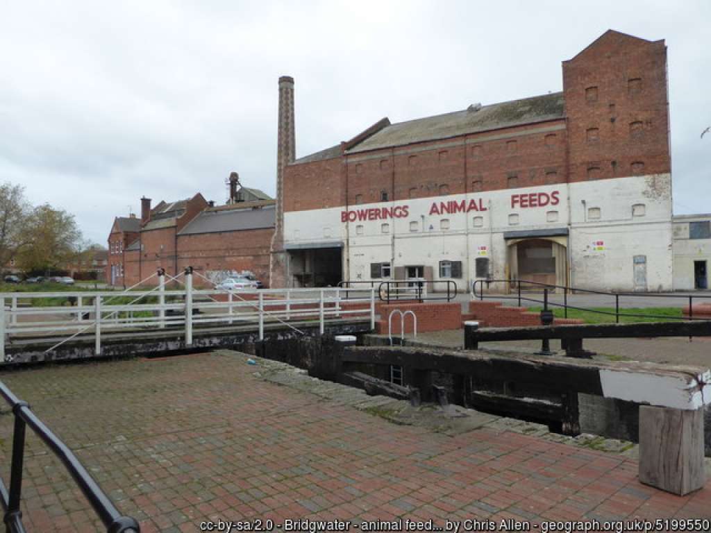 Bowerings Mill Bridgwater 2016 geograph-5199550-by-Chris-Allen CC BY-SA 2.0