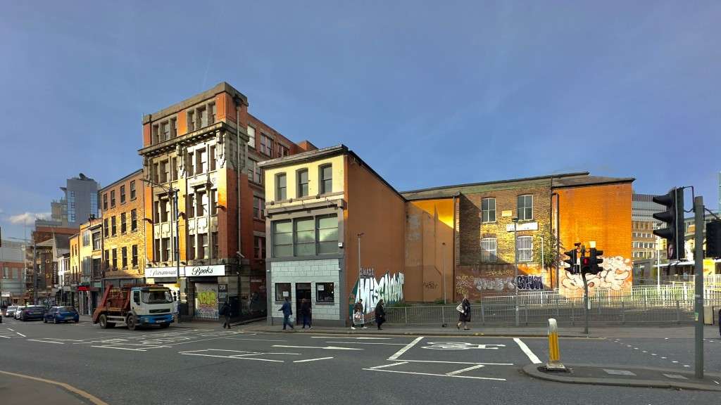 View towards the application site with the grade II listed 29 Shudehill [© Mark Watson]